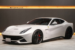 2013 フェラーリ F12ベルリネッタ F1 DCT