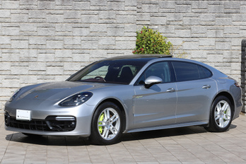 ポルシェ パナメーラ