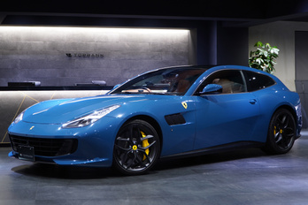フェラーリ GTC4ルッソ