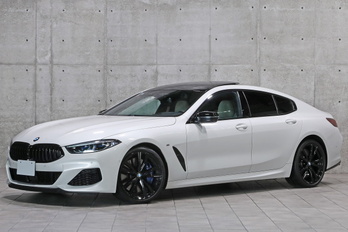 BMW 8シリーズ