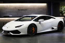 2015 ランボルギーニ ウラカン LP610-4 左ハンドル