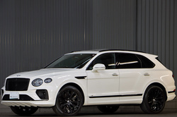 2021 ベントレー ベンテイガ V8