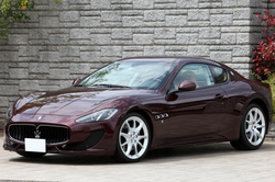 2013 マセラティ グラントゥーリズモ スポーツ MCオートシフト 