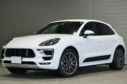 2016 ポルシェ マカン GTS