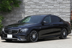 2017 メルセデスAMG Eクラス E43 4マチック
