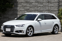 2019 アウディ A4アバント 35TFSI スポーツ SラインPKG アシスタンスPKG