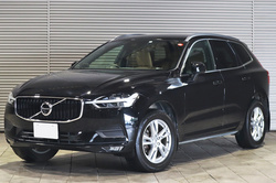 2019 ボルボ XC60 T5 AWD モーメンタム 