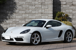 2017 ポルシェ 718ケイマン 6速マニュアル スポーツクロノPKG スポーツエグゾースト