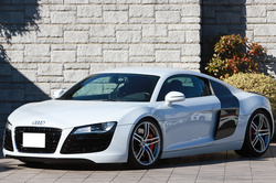 2009 アウディ R8 4.2FSI クワトロ 6速マニュアル