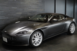 2017 アストンマーティン DB11 V12
