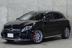 2017 メルセデスAMG GLAクラス GLA45 4MATIC