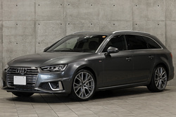 2020 アウディ A4アバント 45TFSIクワトロ マイスターシュトゥック SラインPKG