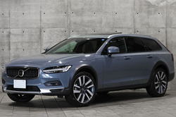 2021 ボルボ V90 クロスカントリー B6 AWD Pro