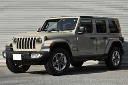 2022 ジープ ラングラーアンリミテッド Limited Edition with Sunrider Flip Top for Hardtop