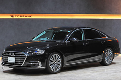 2020 アウディ A8 55TFSI クワトロ コンフォートPKG レーザーライトPKG アシスタンスPKG