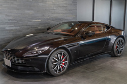 2017 アストンマーティン DB11 V12 608PS ローンチエディション