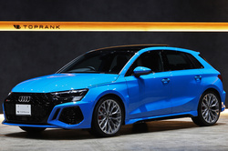 2023 アウディ RS3スポーツバック 2.5TFSIクワトロ