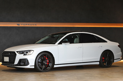 2022 アウディ S8 デザインセレクション コンフォートPKG