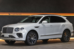 2021 ベントレー ベンテイガ V8 マリナードライビングスペック