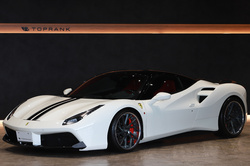 2016 フェラーリ 488GTB F1 DCT