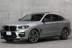 2019 BMW X4 M 希少カラー/ドニントングレーM