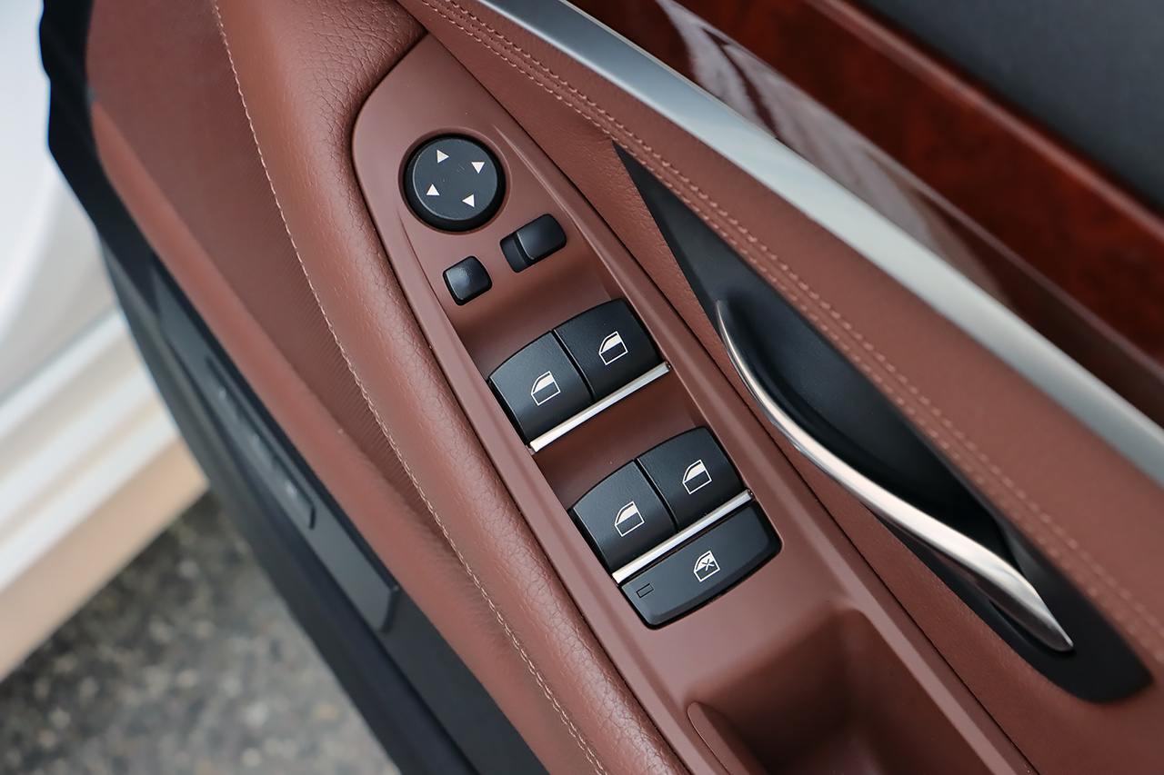 車両画像