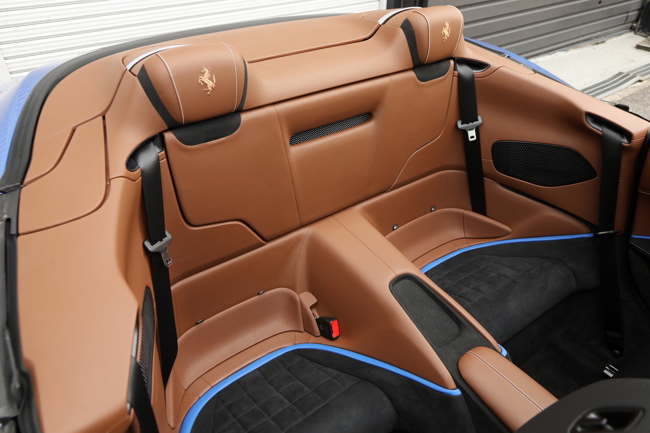 車両画像