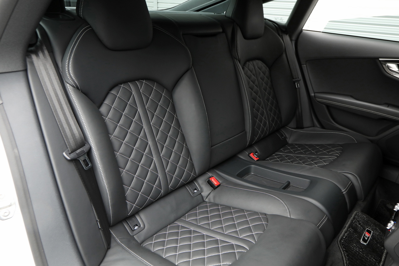 車両画像