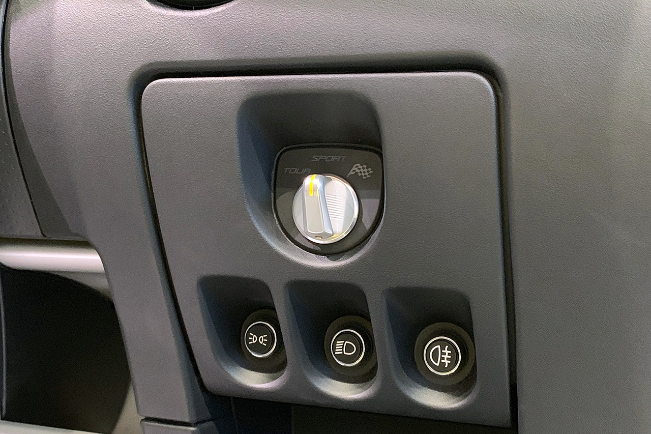 車両画像