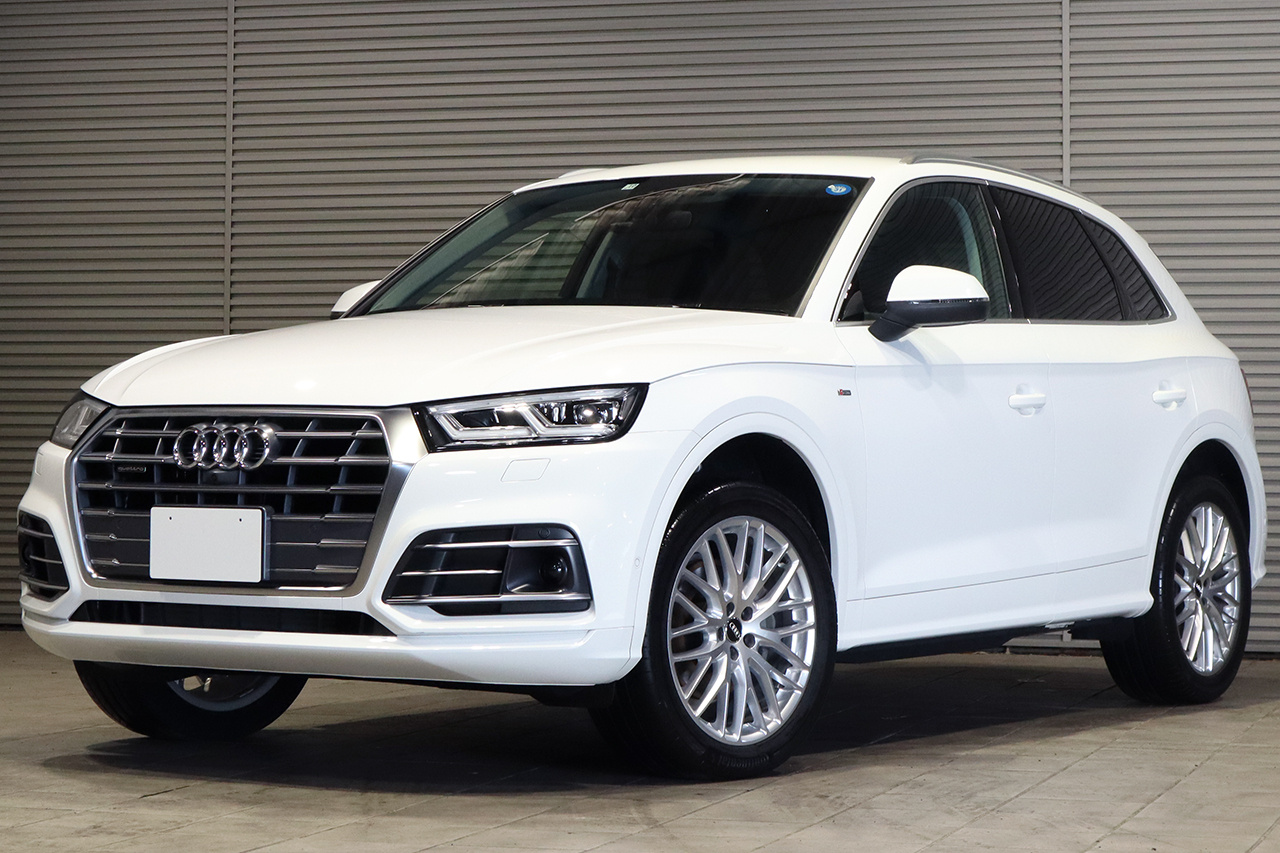 1/18 アウディ AUDI Q5 SUV 白 ホワイト ミニカー ダイキャスト