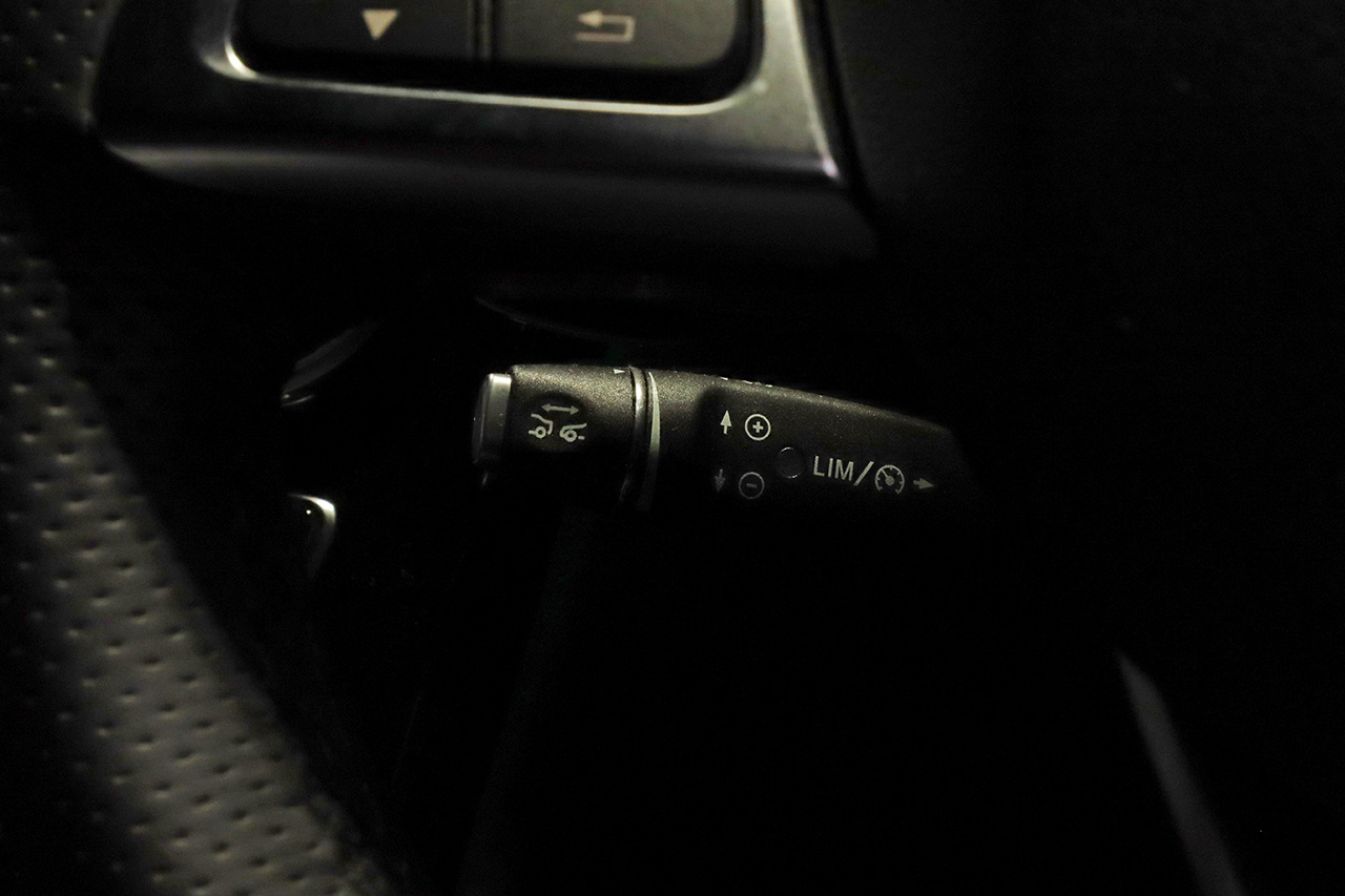 T.M.WORKS レースチップ XLR5 アクセルペダルコントローラー