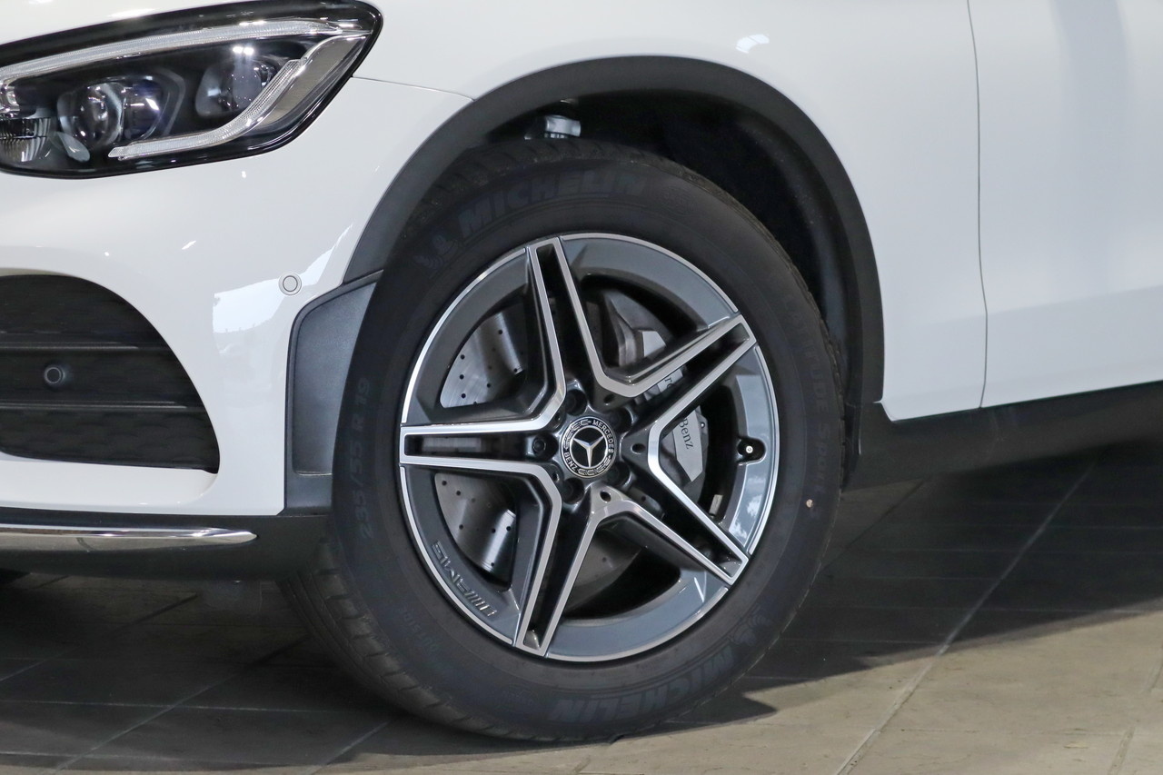 小梅です 小梅です 型式:3DA-253315｜GLC(メルセデス・ベンツ)の総合情報