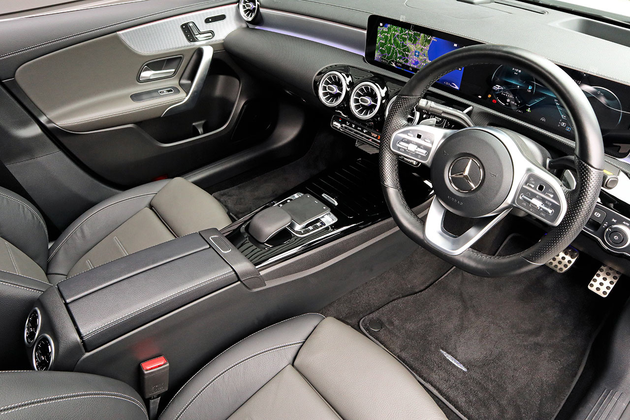 メルページ 新商品入荷☆パフュームアトマイザーポータブル】 皆様