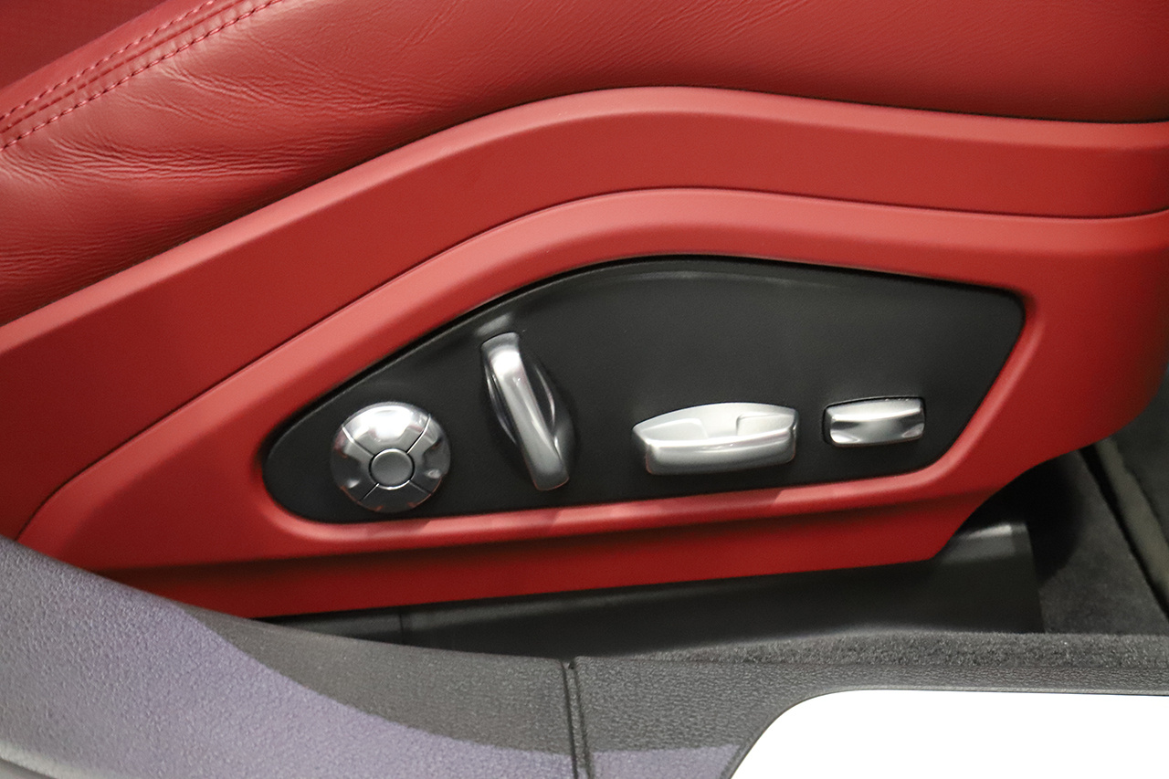 車両画像