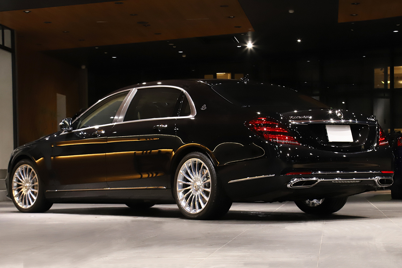 メルセデスベンツ Sクラス222 モデル(S560 マイバッハ) 型式(DBA