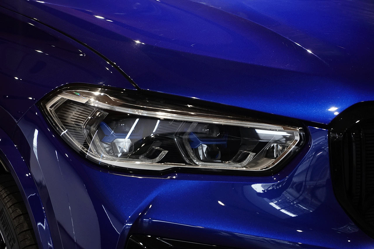 【新品　未使用】BMW X5 用　リアピロー 新品 未使用】BMW X5 用 リアピロー 新型X5にディーゼル登場！ 特別