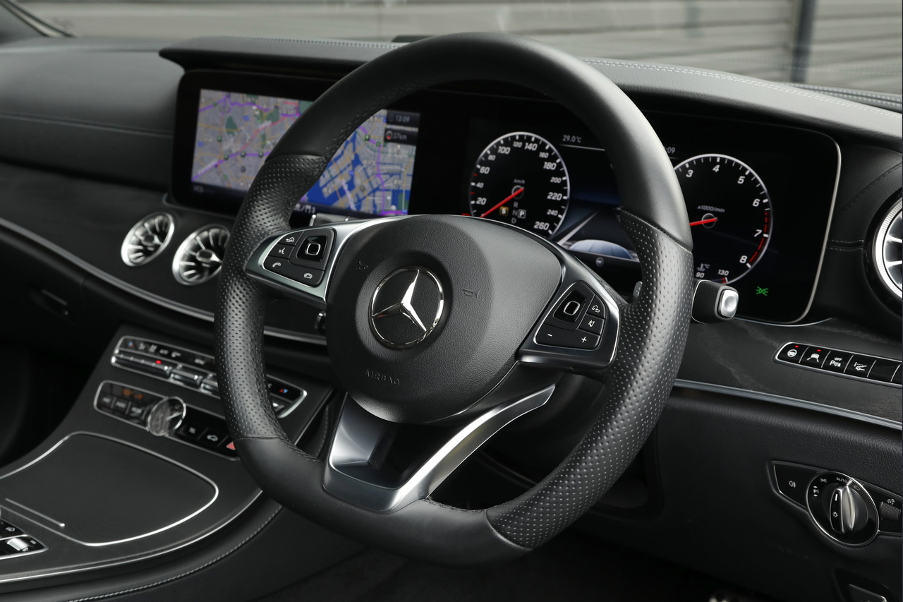 メルセデス・ベンツ Eクラス E400 4MATIC クーペ スポーツ