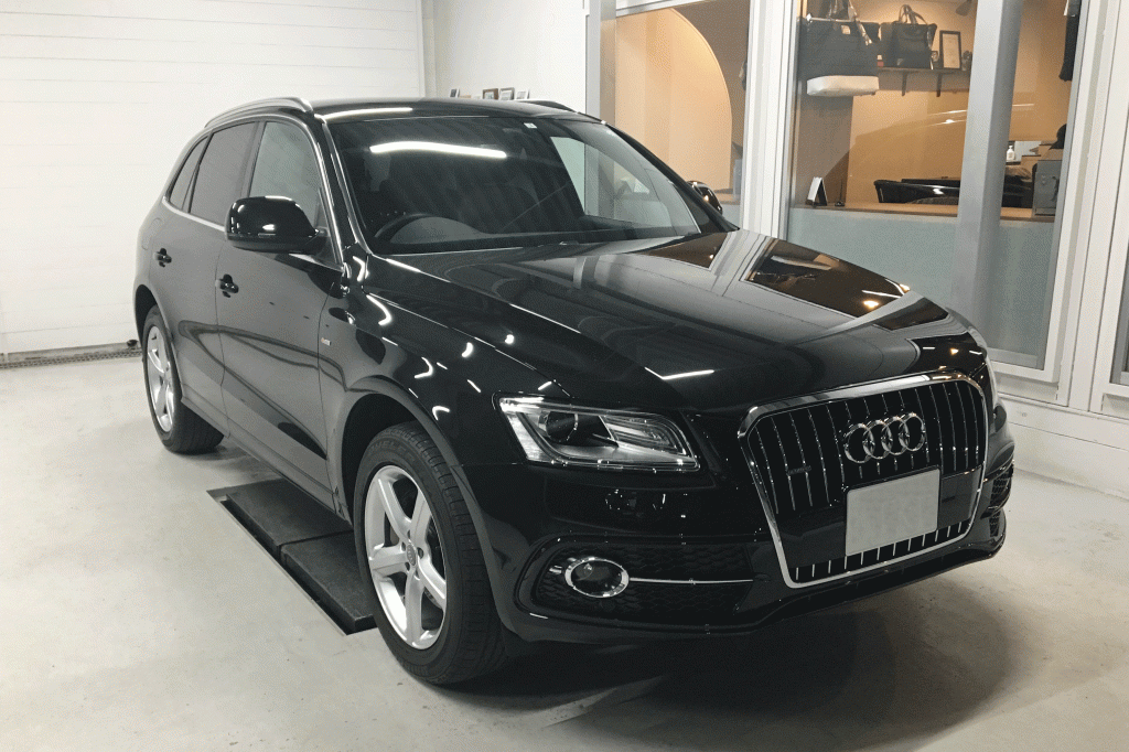 12y アウディ Q5 3.0TFSI クワトロ SラインPKG ファントム