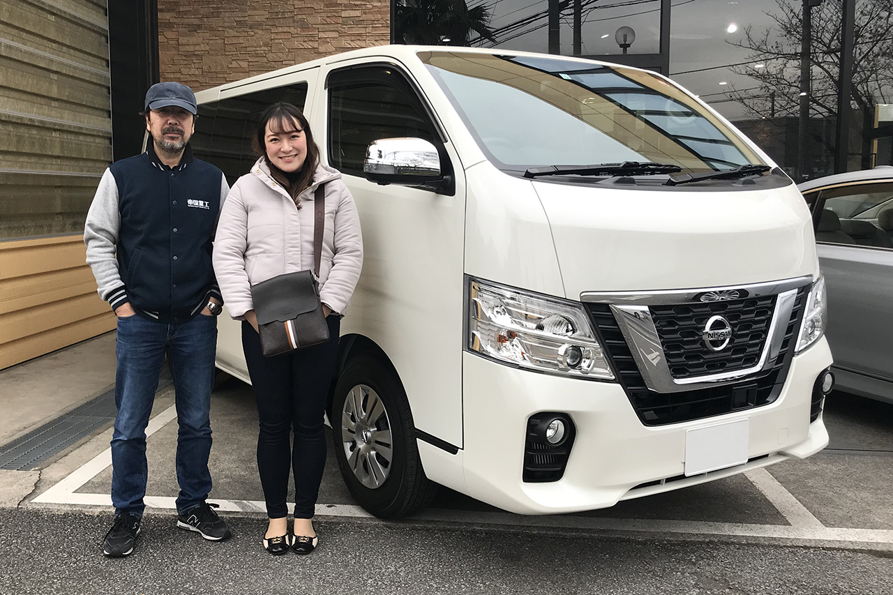 19y 日産 NV350 キャラバンバン プレミアムGX ブリリアントホワイト 