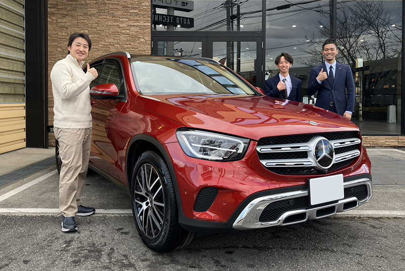 21y M・ベンツ GLC300 4MATIC ヒヤシンスレッドメタリック 後期モデル